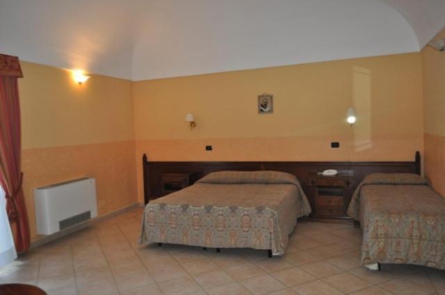 Tenuta Santa Lucia Hotel San Giovanni Rotondo Quarto foto