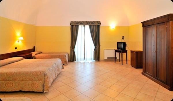 Tenuta Santa Lucia Hotel San Giovanni Rotondo Quarto foto